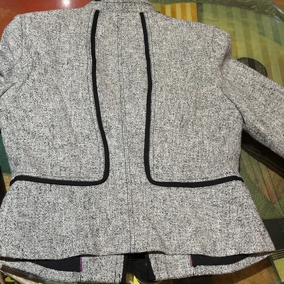 White House Black Market Textured Blazer with Dark Trim - Picture 5 of 6